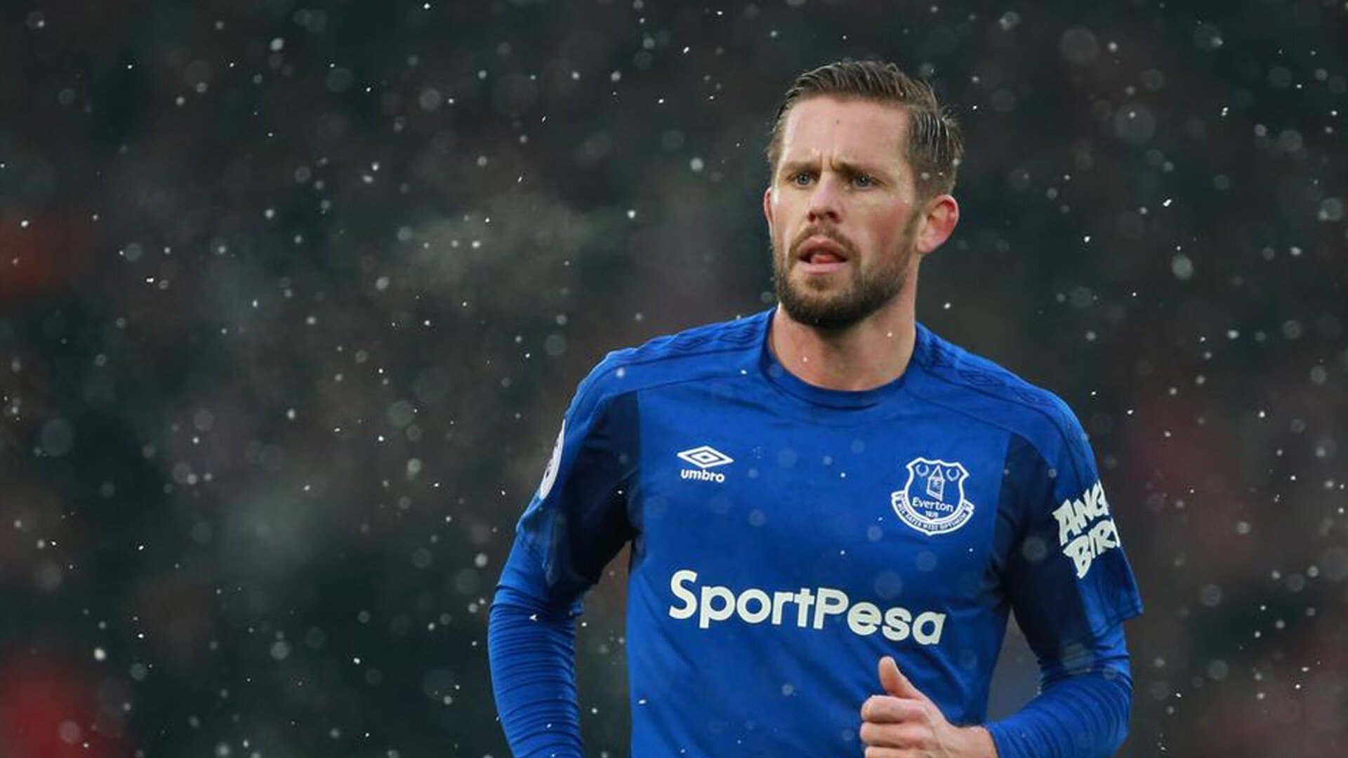 年度焦点之战！戈贝尔化身铁闸，一己之力冰封对手超级内线